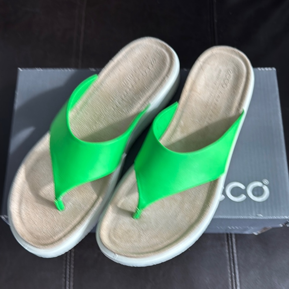 Ecco Women Bright Green Leather Sandals EUR 41 US 10